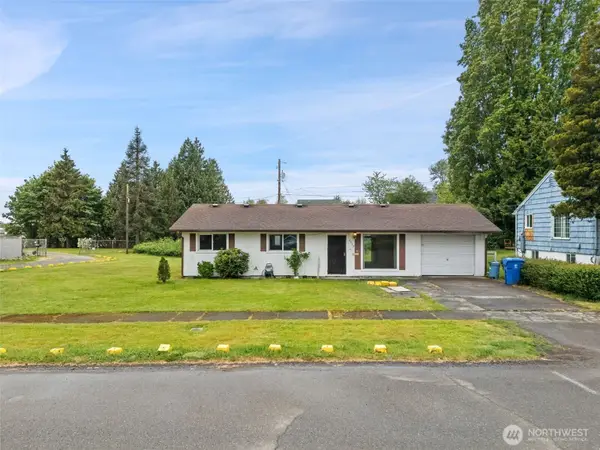 2532 S Ainsworth Avenue, Tacoma, WA 98405