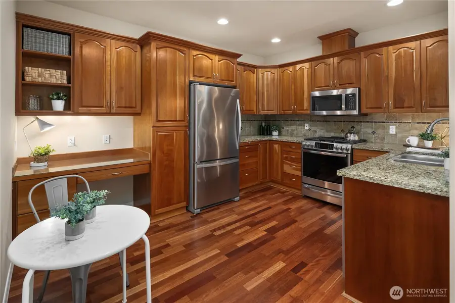 4406 Providence Point Place Se #302, Issaquah, WA 98029 - #2