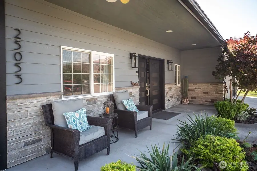 25053 SW Wanapum Street, Quincy, WA 98848 - #2