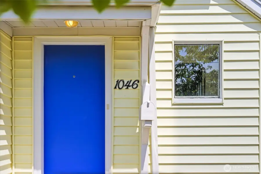 1046 5th Street, Bremerton, WA 98337 - #3
