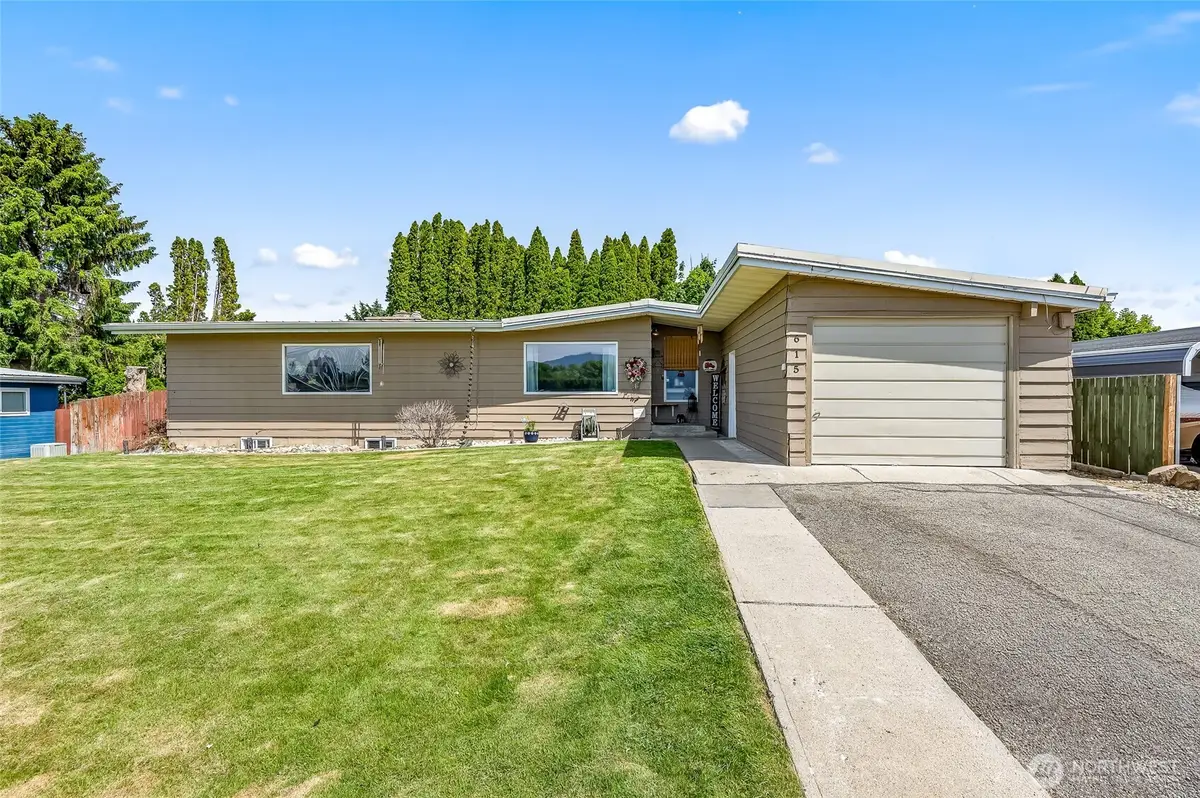 615 N Jerome, East Wenatchee, WA 98802 - #1