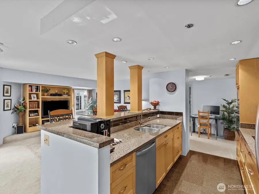121 Vine Street #601, Seattle, WA 98121 - #2