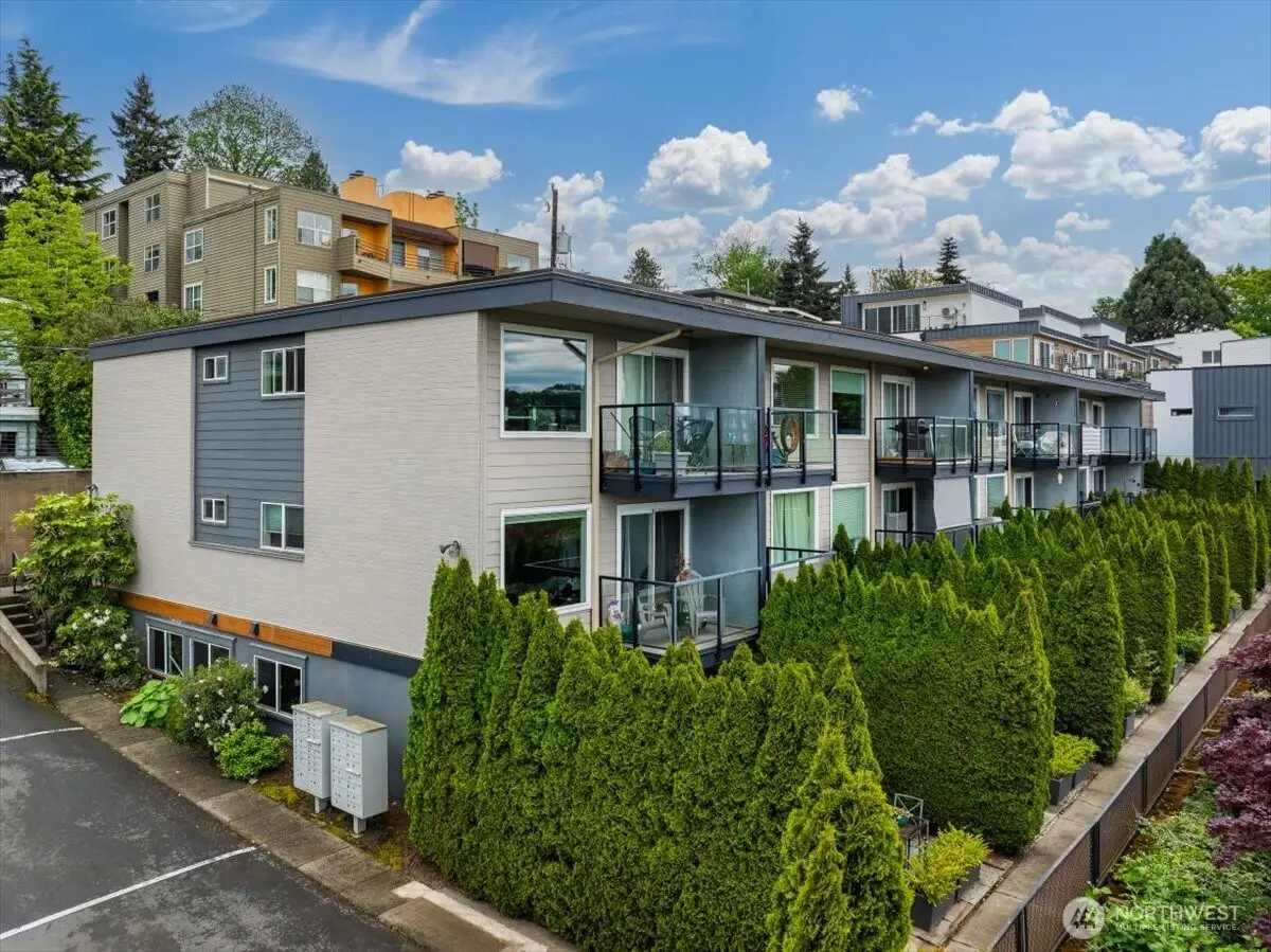 3420 15th Avenue W #307, Seattle, WA 98119 - #1