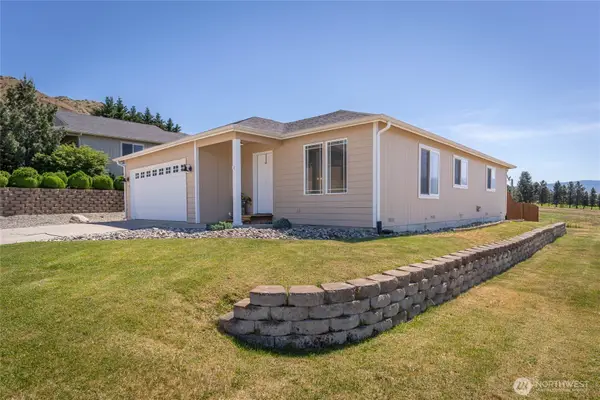 3935 NE Vista Del Rey Drive, East Wenatchee, WA 98802