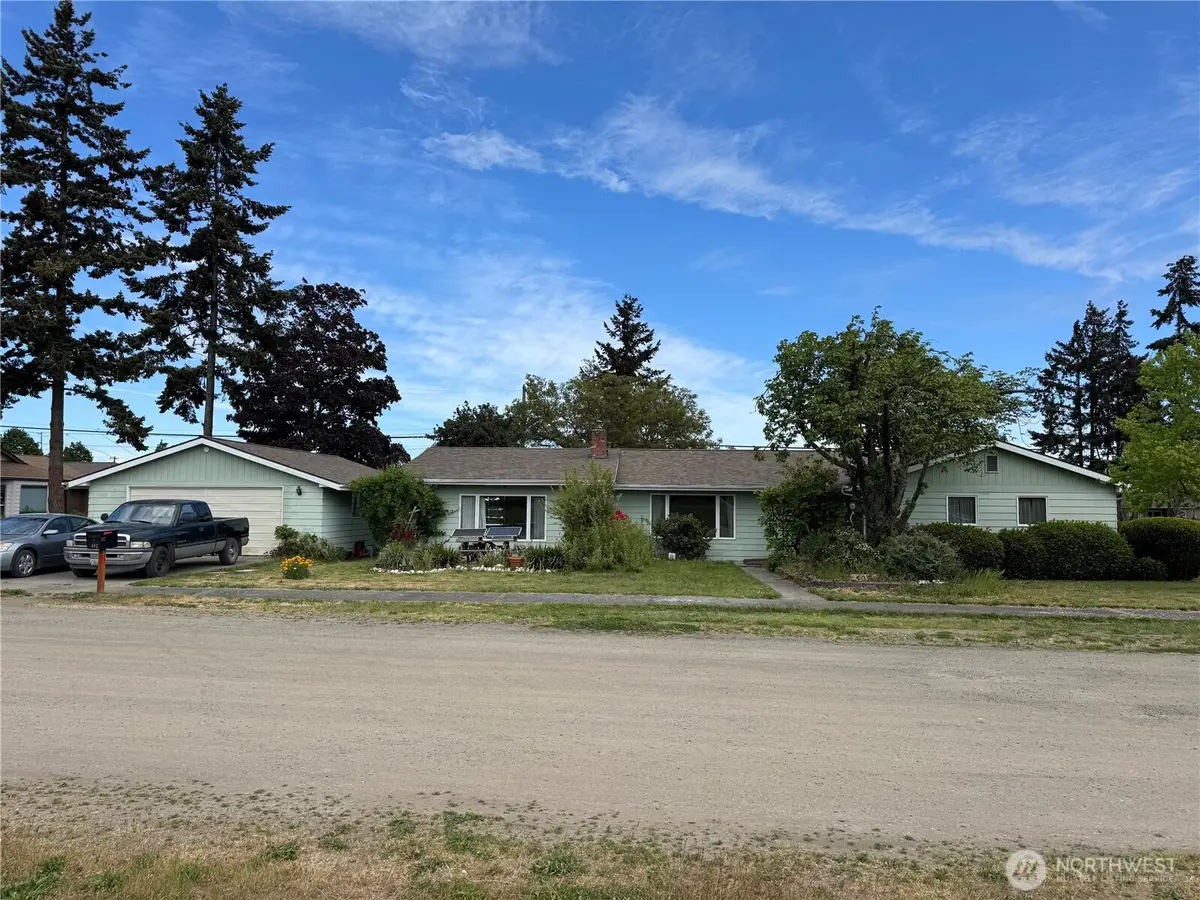 402 W Maple Street, Sequim, WA 98382 - #1