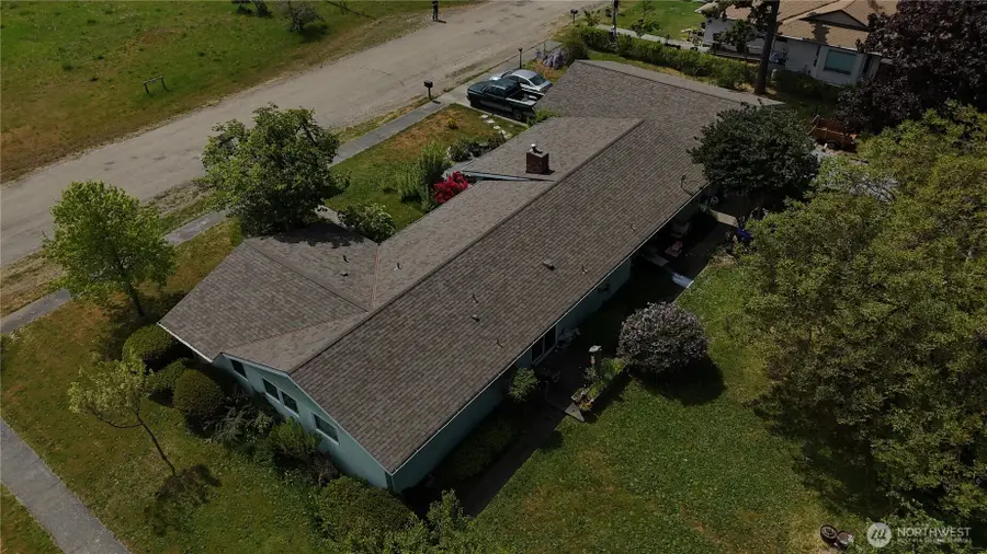 402 W Maple Street, Sequim, WA 98382 - #3
