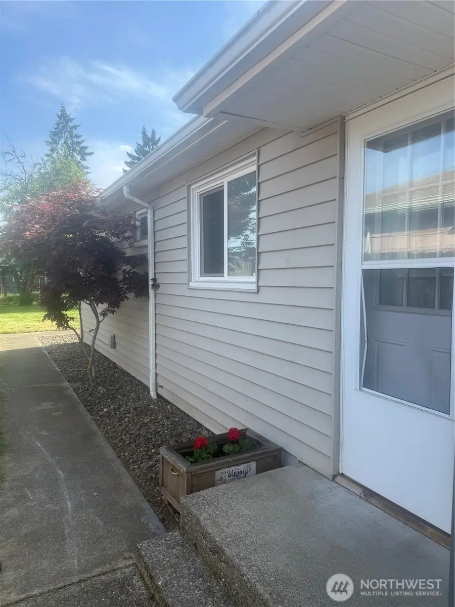 6516 93rd Street Sw, Lakewood, WA 98499 - #3