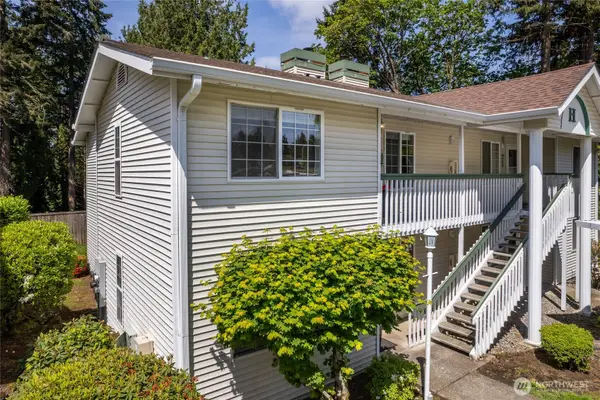 1830 S 336th Street #H201, Federal Way, WA 98003