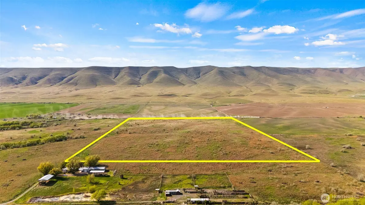 3500 Island Road, White Swan, WA 98952 - #1
