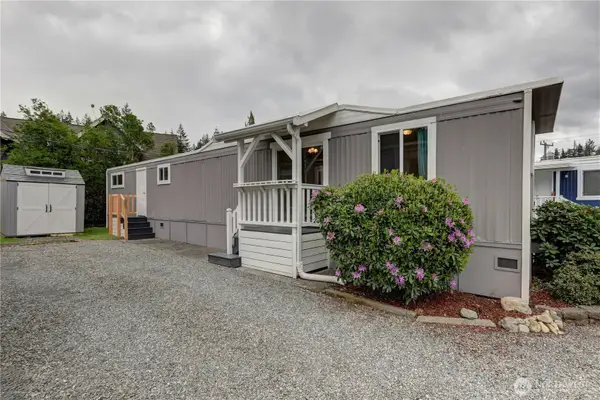 45800 SE North Bend Way #16, North Bend, WA 98045