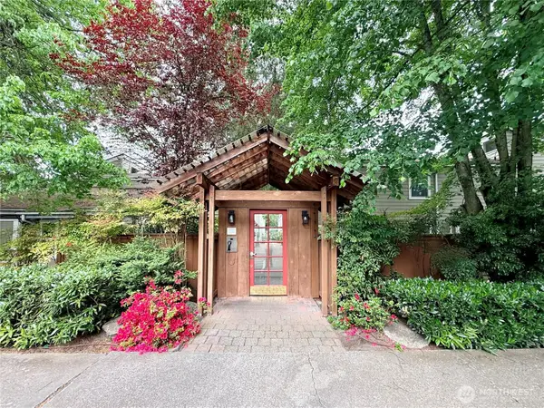 7901 196th Street Sw #12, Edmonds, WA 98026
