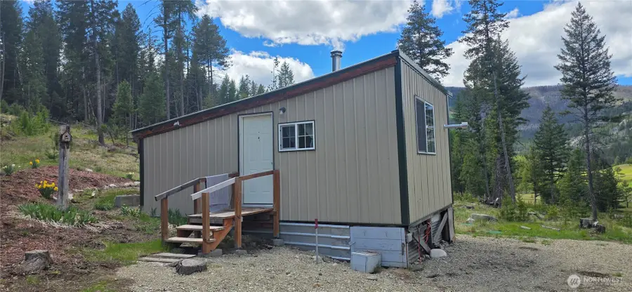 790 Bonaparte Lake Rd, Tonasket, WA 98855 - #2