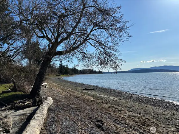 3671 Harnden Road, Bellingham, WA 98226