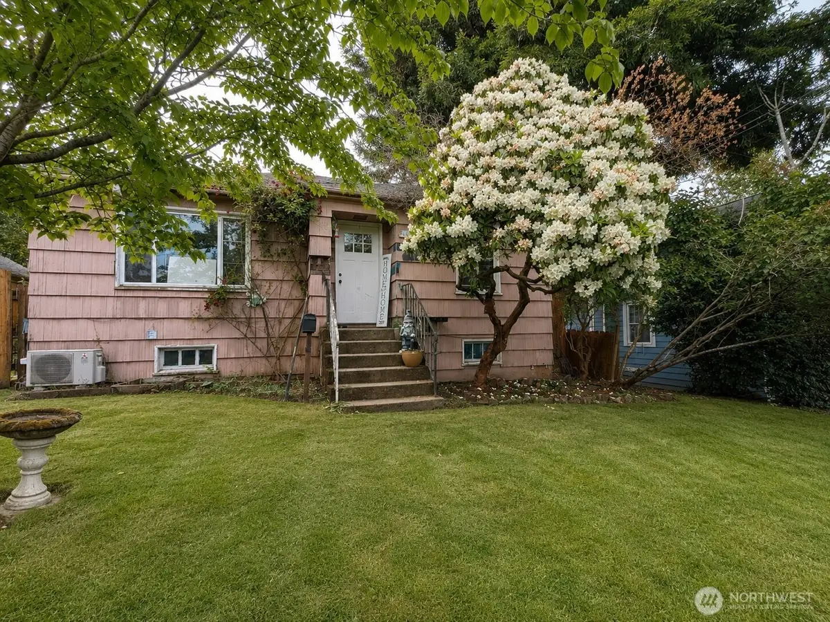 10047 61st Avenue S, Seattle, WA 98178 - #1