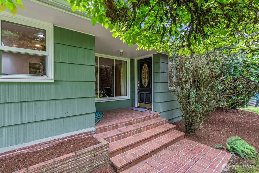 2944 Madrona Drive, Longview, WA 98632 - #3