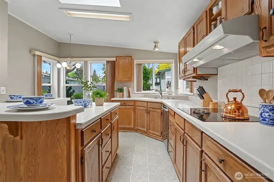 905 243rd Street Sw, Bothell, WA 98021 - #2