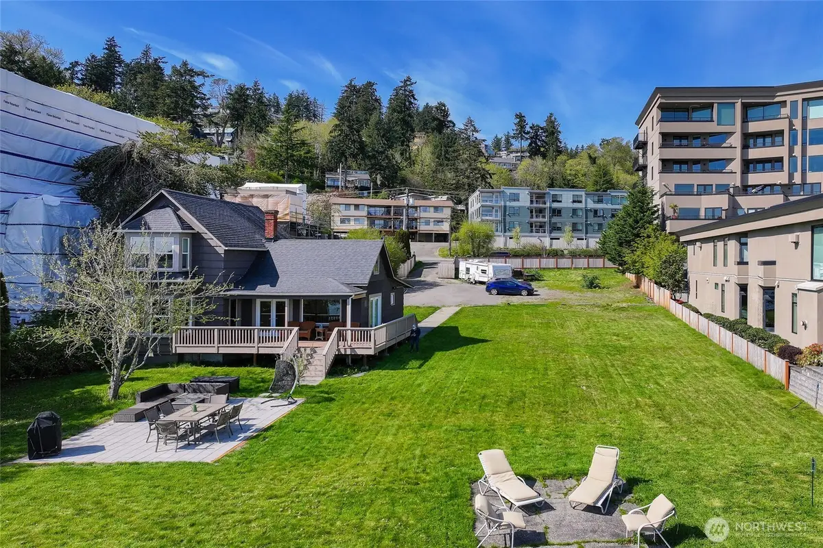 9049 NE Juanita Drive, Kirkland, WA 98034 - #1