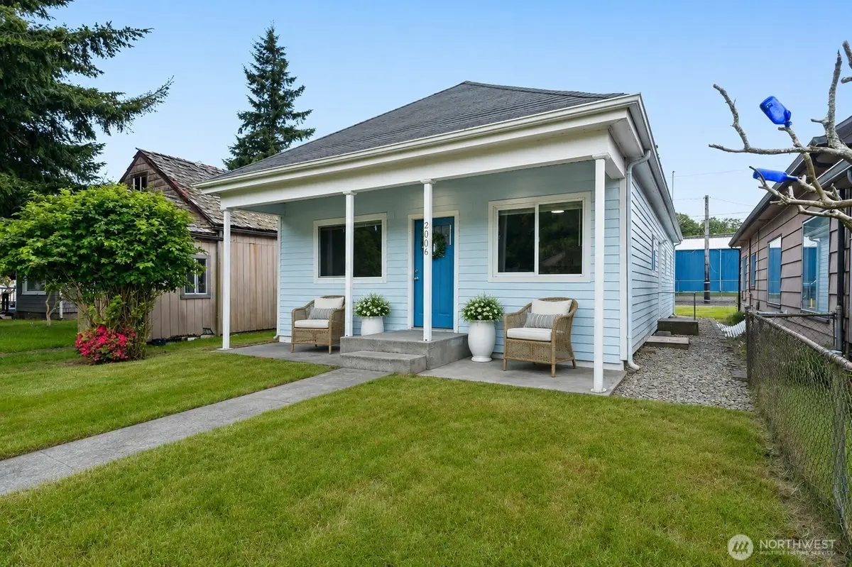 2006 Sumner Avenue, Hoquiam, WA 98550 - #1