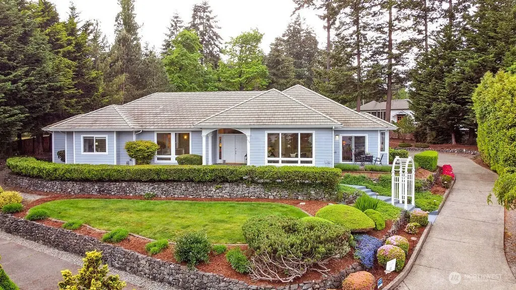 654 9th Court, Fox Island, WA 98333 - #1