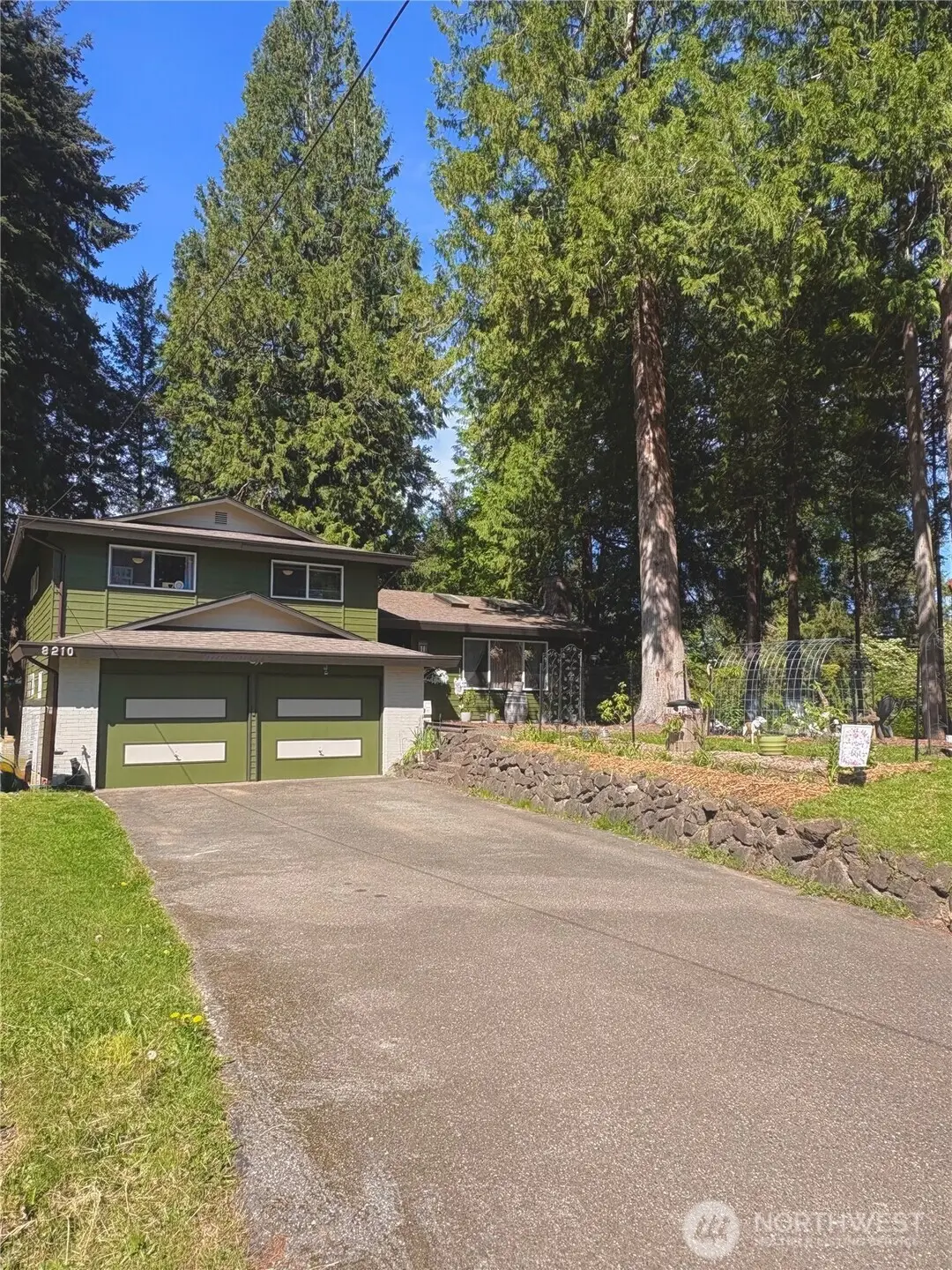 8210 University Point Circle Ne, Bremerton, WA 98311 - #1