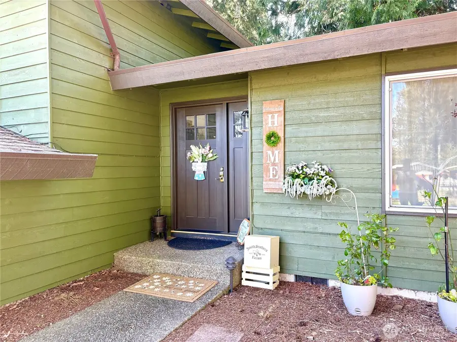 8210 University Point Circle Ne, Bremerton, WA 98311 - #3