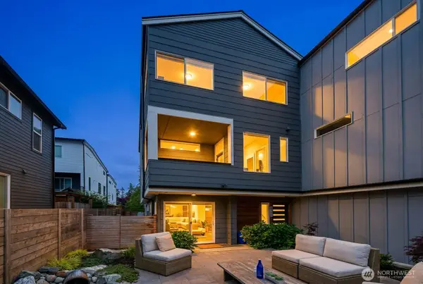 114 NE 180th Street #D, Shoreline, WA 98155