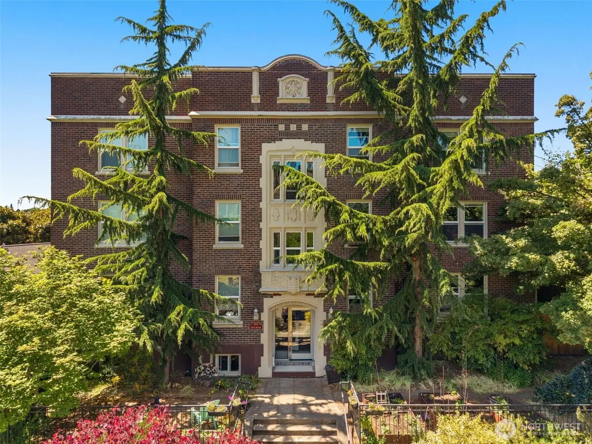 715 24th Avenue #306, Seattle, WA 98122 - #1