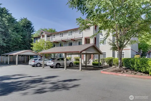 14819 29th Avenue W #L304, Lynnwood, WA 98087
