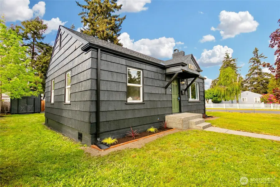 853 117th Street S, Tacoma, WA 98444 - #3