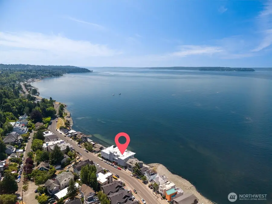 4163 Beach Drive Sw #102, Seattle, WA 98116 - #2