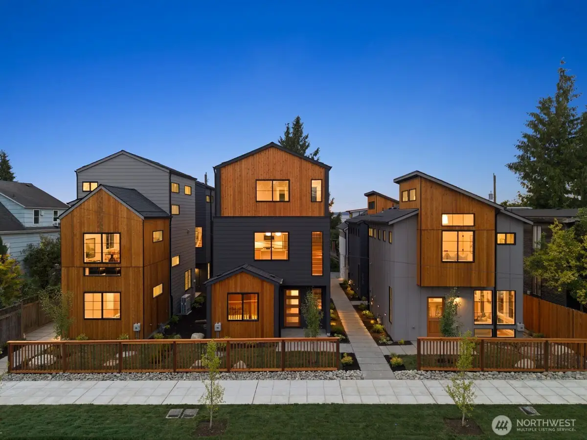 3934 S Angeline Street, Seattle, WA 98118 - #1