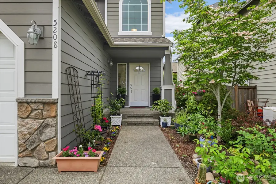 5208 NE 8th Court, Renton, WA 98059 - #3