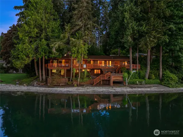 1678 NE Jacobson Road, Poulsbo, WA 98370