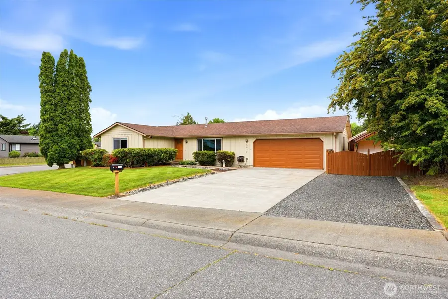 6627 95th Street Ne, Marysville, WA 98270 - #2