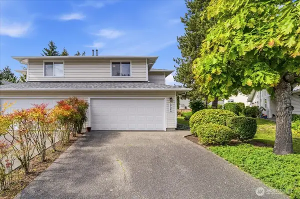 4726 NE 18th Pl #B, Renton, WA 98059