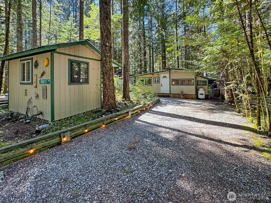 107 Sunset Circle, Deming, WA 98244 - #3