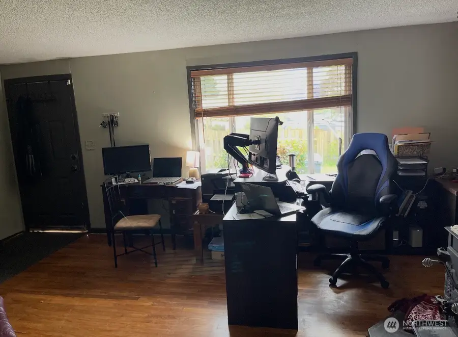 1104 Dibb Street, Bremerton, WA 98310 - #3