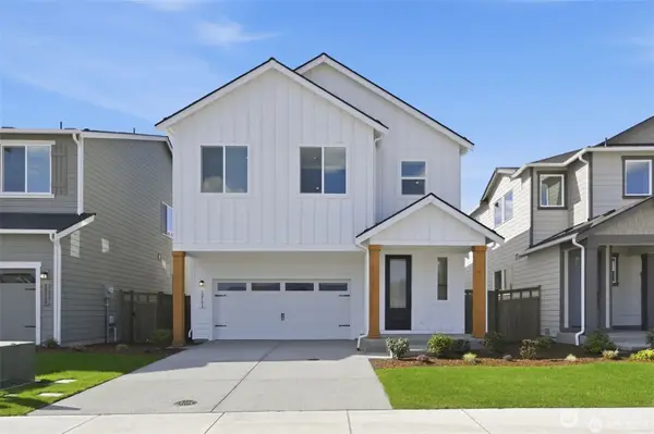32127 Myrtle Avenue Se, Black Diamond, WA 98010
