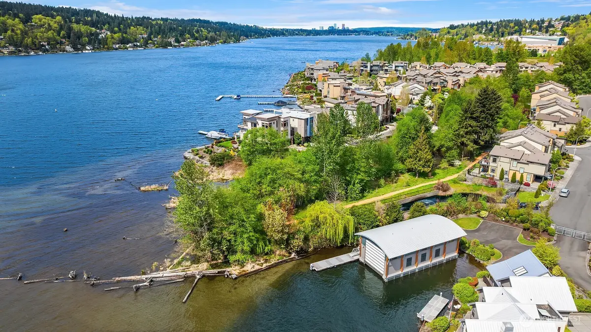 4001 Wells Avenue N, Renton, WA 98056 - #1