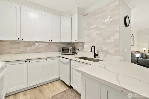 33020 10th Avenue Sw #x103, Federal Way, WA 98023