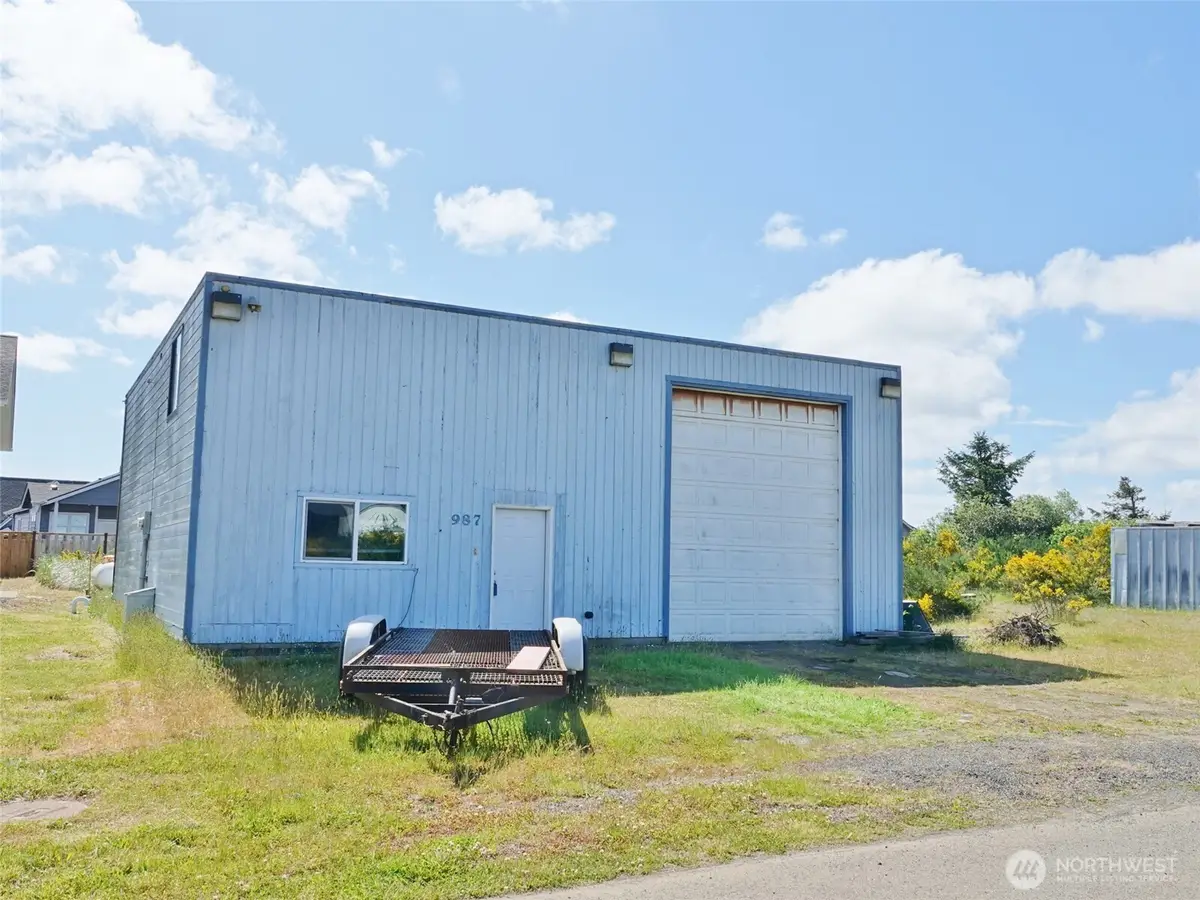 987 Beaver Court Se, Ocean Shores, WA 98569 - #1
