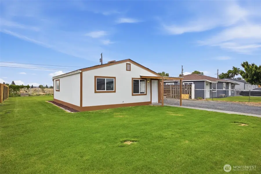 4243 NE Lincoln Drive, Moses Lake, WA 98837 - #3