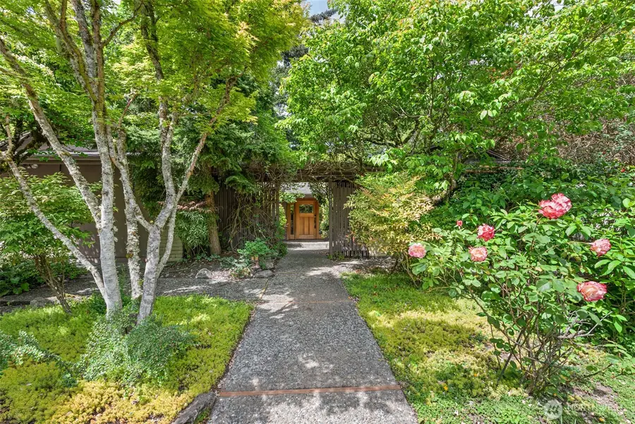 13002 3rd Street, Bellevue, WA 98005 - #2