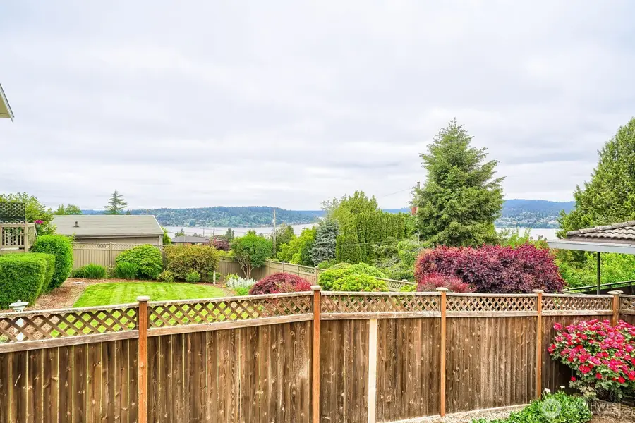 7426 S 114th St, Seattle, WA 98178 - #2
