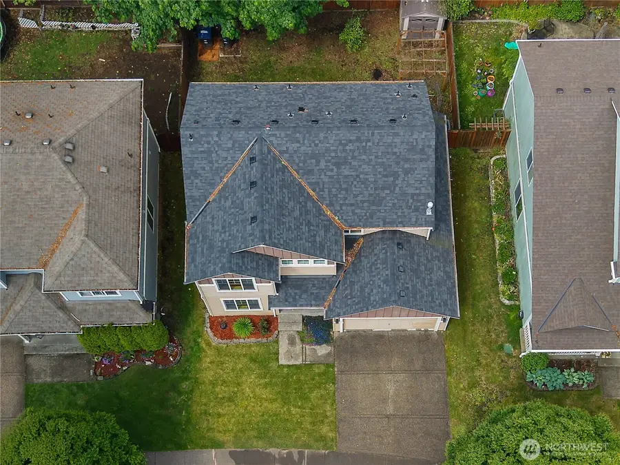 3335 68th Avenue Sw, Tumwater, WA 98512 - #2
