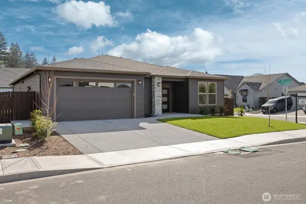 151 E Airedale Avenue, La Center, WA 98629