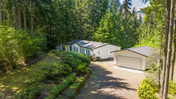 71 & 72 N Beaver Place N, Hoodsport, WA 98548