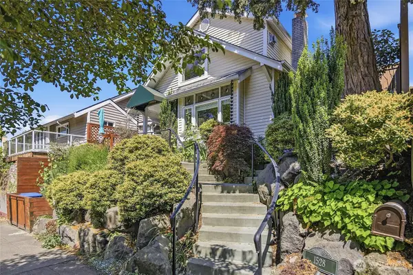 1528 1st Avenue W, Seattle, WA 98119