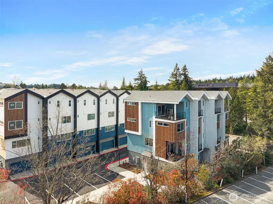 3130 160th Place Se, Bellevue, WA 98008 - #3