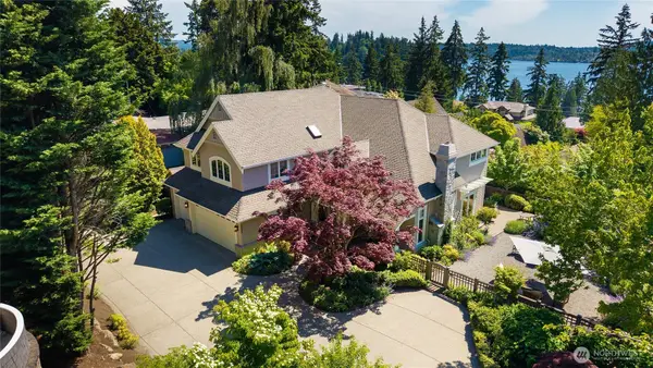 502 95th Avenue Ne, Bellevue, WA 98004